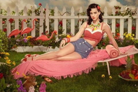 Katy Perry vende direitos autorais de cinco álbuns por quase R$ 2 bilhões