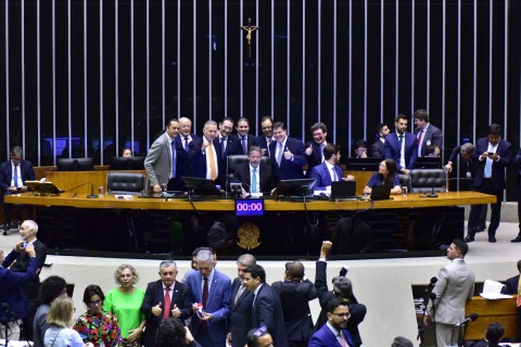 Câmara dos Deputados aprova texto final da reforma tributária